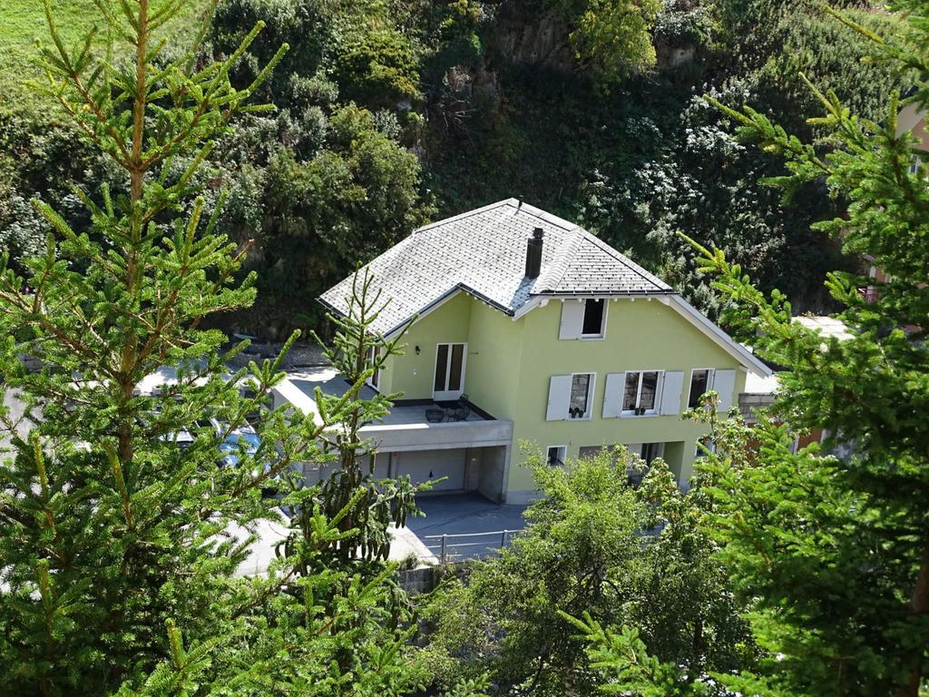 Ferienhaus Gruener Heinrich Andermatt Exterior foto
